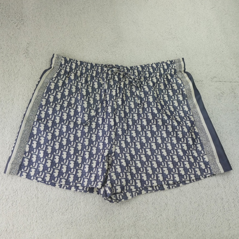 Christian Dior Shorts Chez Moi‎ - Picture 2 of 15